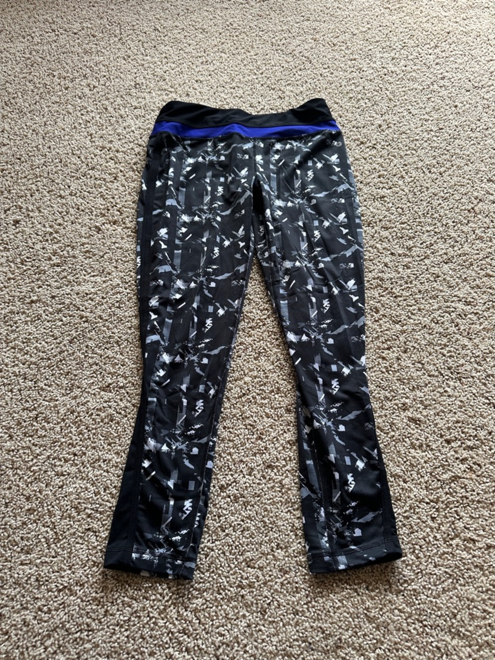 Black Athletic Leggings with Purple Waistband